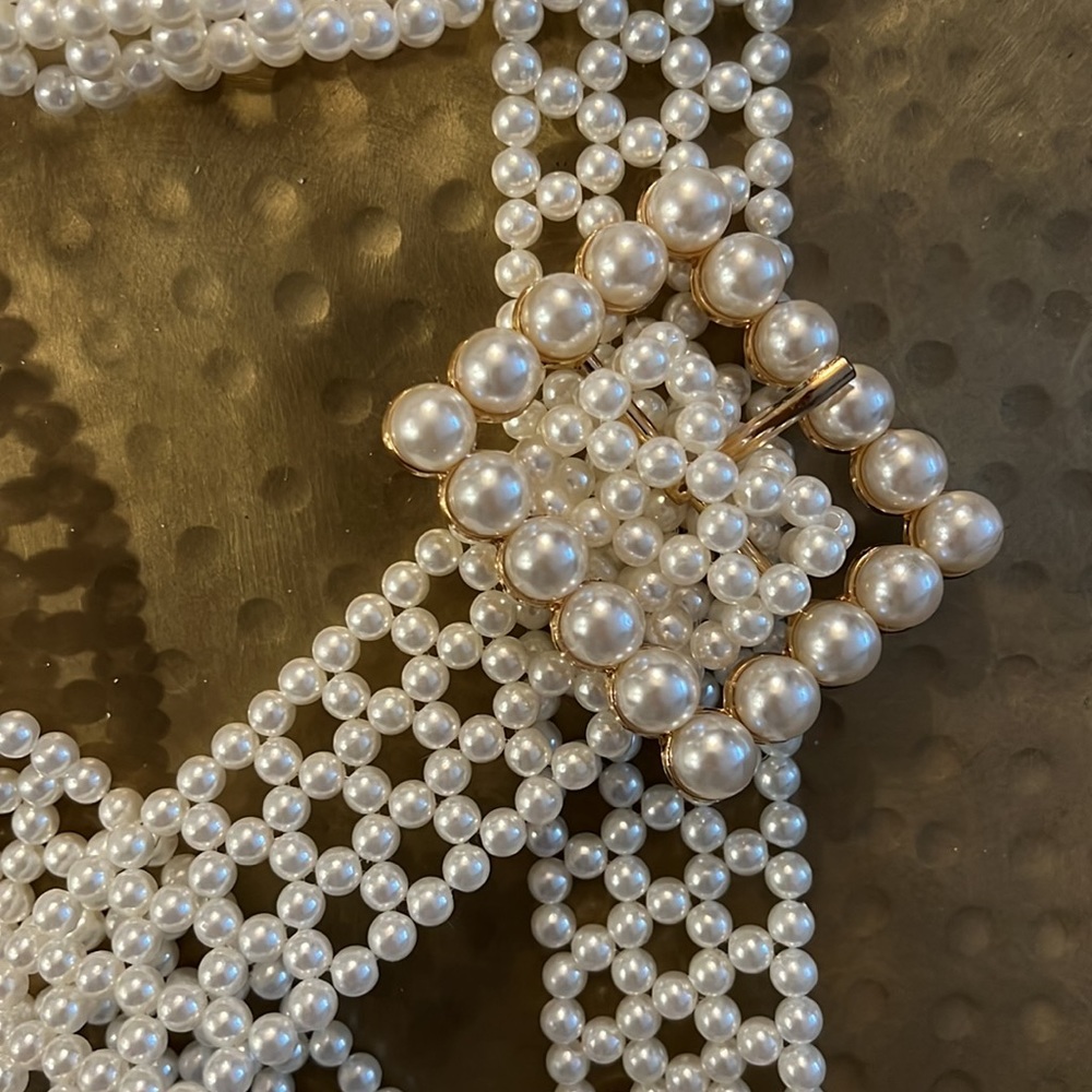 Pearl belt